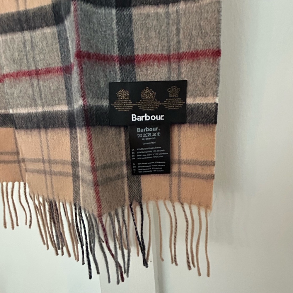 NWOT Barbour Scarf